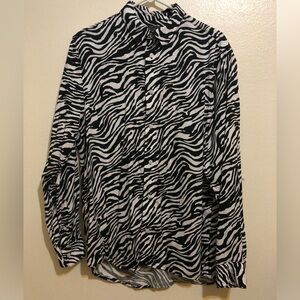 H&M Black & White Tiger Stripe Pattern Shirt, Size M